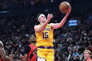 帕金斯：若我是湖人管理层我会交易里夫斯 你相信他和卢卡能夺冠?