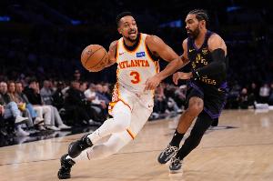 你来我往！老鹰赛季首次交手大胜湖人20分 本场湖人回敬25分大胜