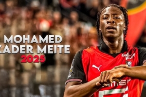 队报：利雅得新月正式报价雷恩18岁前锋卡德尔·梅特，英超也有意