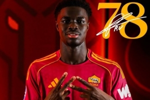 瓦斯：很荣幸来罗马踢攻势足球，我的优势是速度、空中对抗和得分