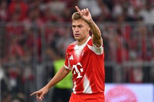 兵不厌诈？孔帕尼称基米希无法合练，3小时后拜仁拉幕布遮挡训练