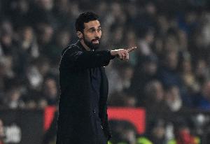 换帅时间不对...？皇马输超级杯解雇阿隆索，新帅带队国王杯出局