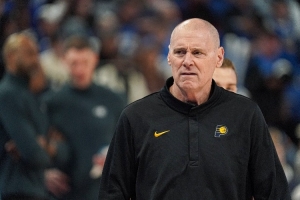 单节18-39！卡莱尔：我们在首节的前九分钟就崩盘了 场面很难看