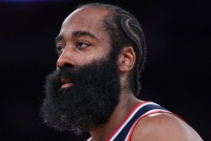 静雨：骑士争冠需引进卧龙凤雏级的谋士 哈登+米切尔堪称天作之合