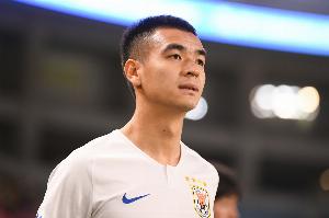 直播吧：泰山准备将刘彬彬租借至津门虎 转会进入合同谈判阶段