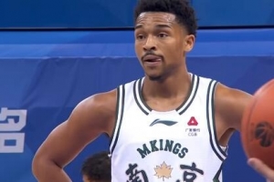 杀疯了！汉兹18中11爆砍43分8板2助1断 第二个加时独得8分