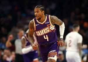 奥特：我们必须慎重处理杰伦·格林的伤势 确保髋部彻底无碍才行