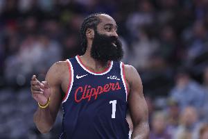 230万美元！哈登放弃交易否决权 几乎完全放弃15%交易补偿金！