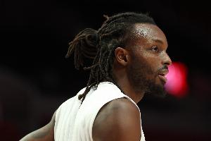 无力回天！开拓者全队8人得分上双 格兰特23分最高