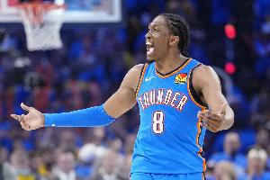 戴格诺特：杰伦威锁死了比赛很高兴他回归 他是今天至关重要的人